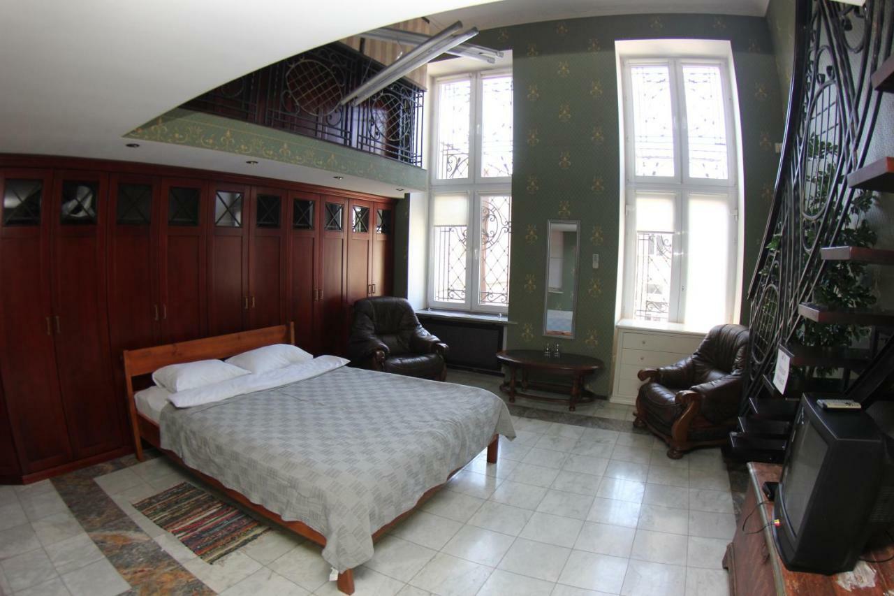 Orpheus Hostel And Apartments Odessa Luaran gambar