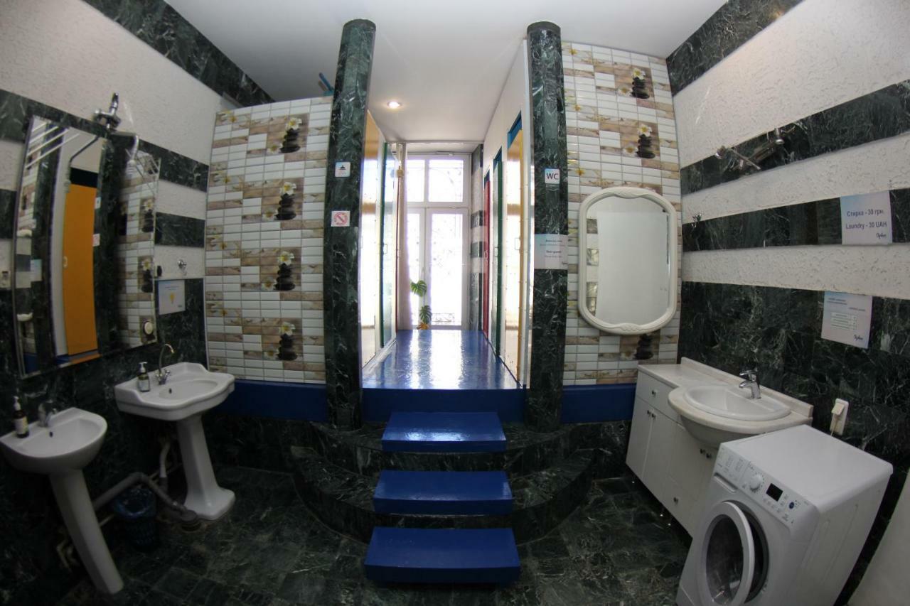 Orpheus Hostel And Apartments Odessa Luaran gambar
