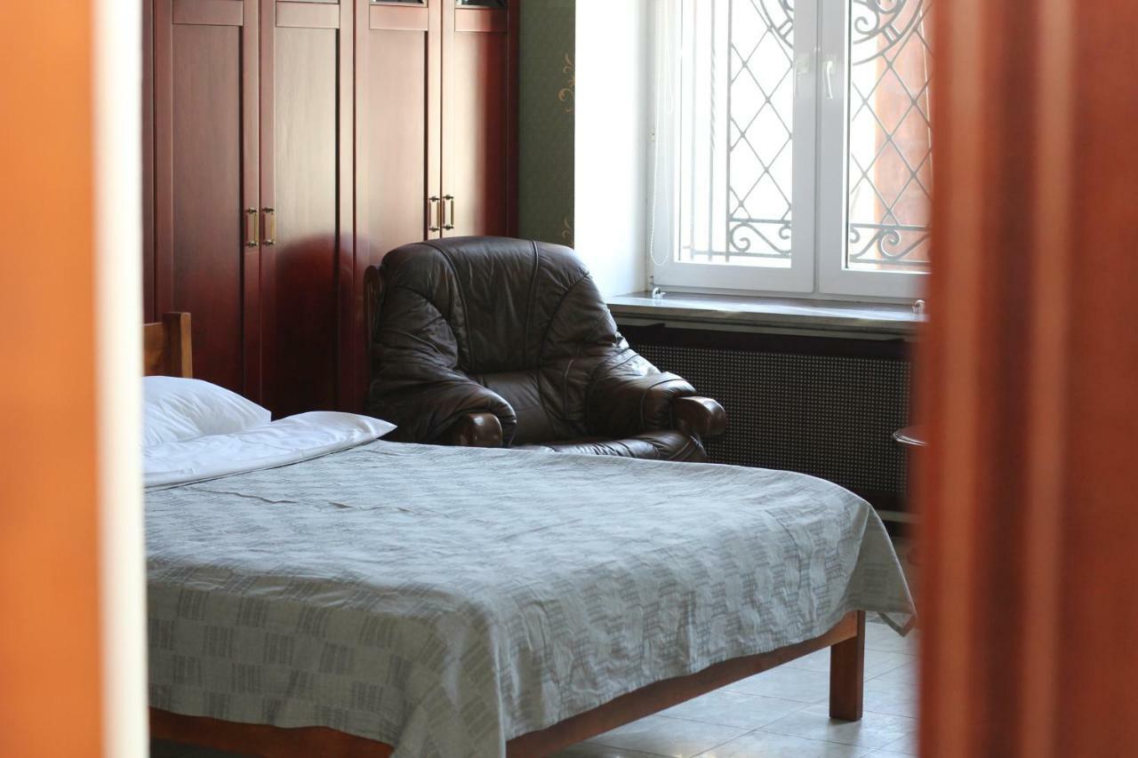 Orpheus Hostel And Apartments Odessa Luaran gambar