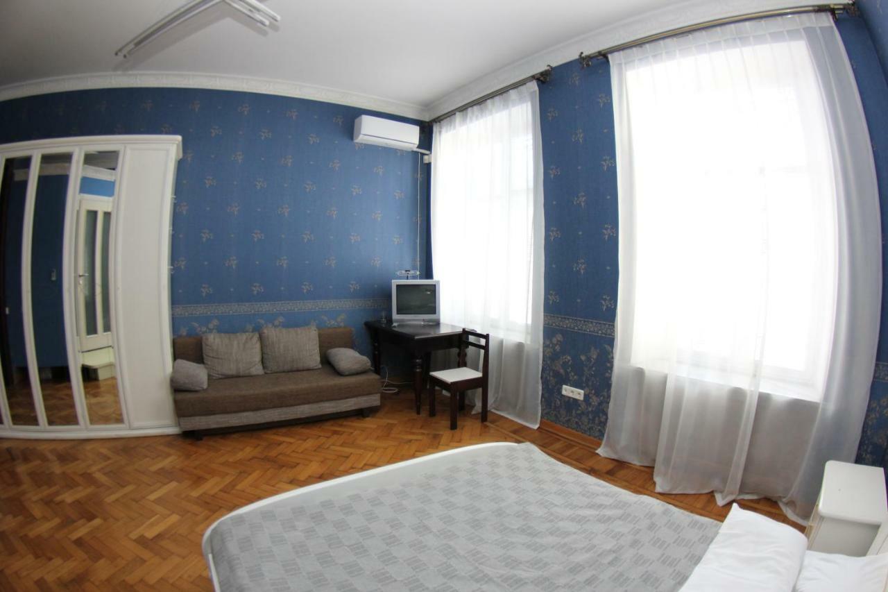 Orpheus Hostel And Apartments Odessa Luaran gambar