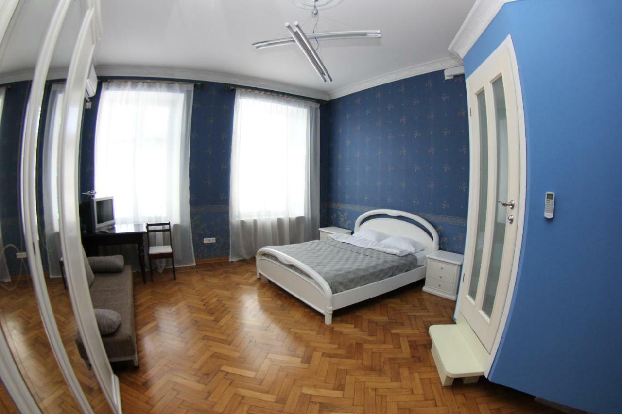 Orpheus Hostel And Apartments Odessa Luaran gambar