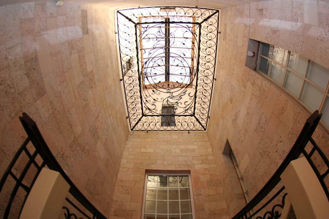 Orpheus Hostel And Apartments Odessa Luaran gambar