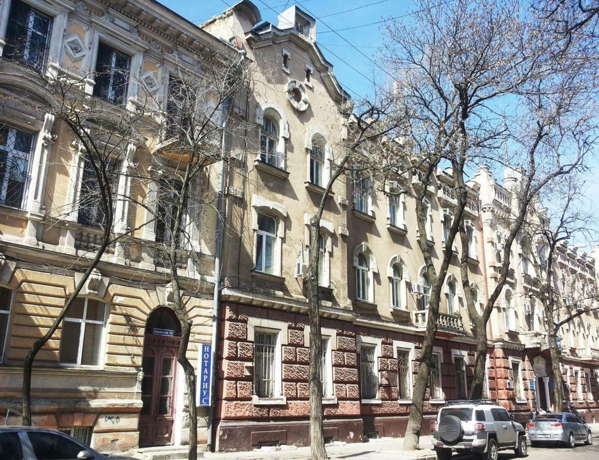 Orpheus Hostel And Apartments Odessa Luaran gambar